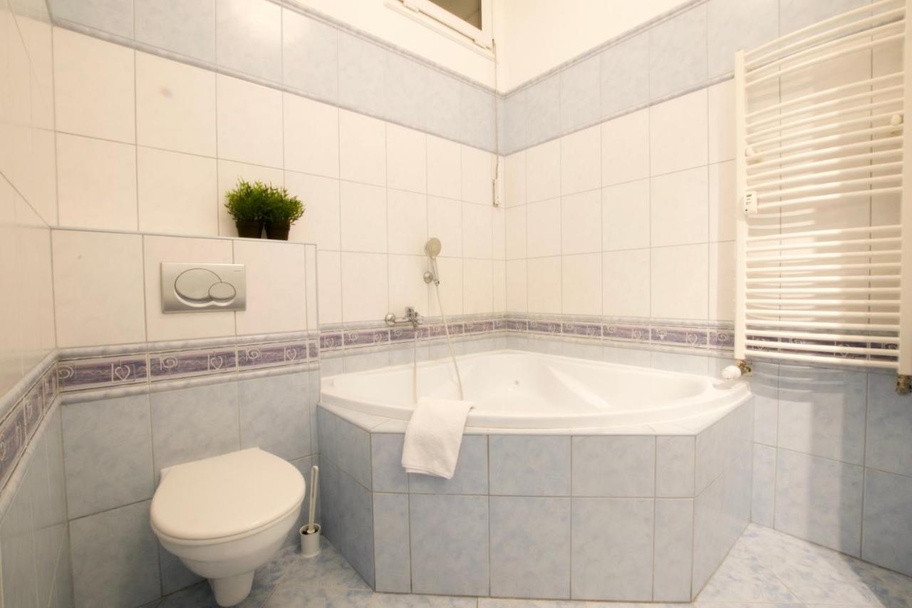 Standard Apartment By Hi5 - Tatra Street بودابست المظهر الخارجي الصورة
