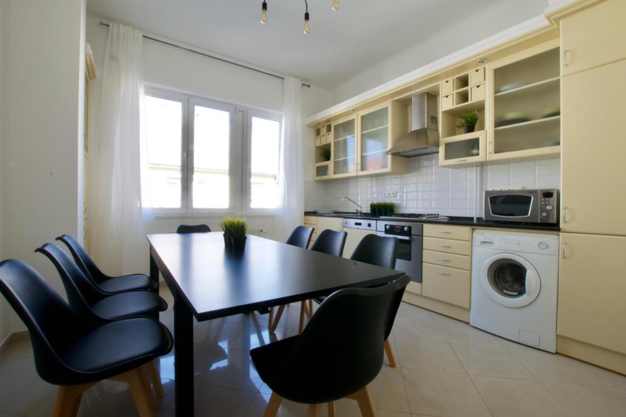 Standard Apartment By Hi5 - Tatra Street بودابست المظهر الخارجي الصورة