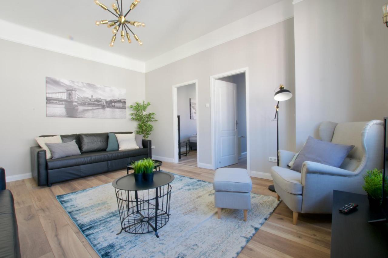 Standard Apartment By Hi5 - Tatra Street بودابست المظهر الخارجي الصورة