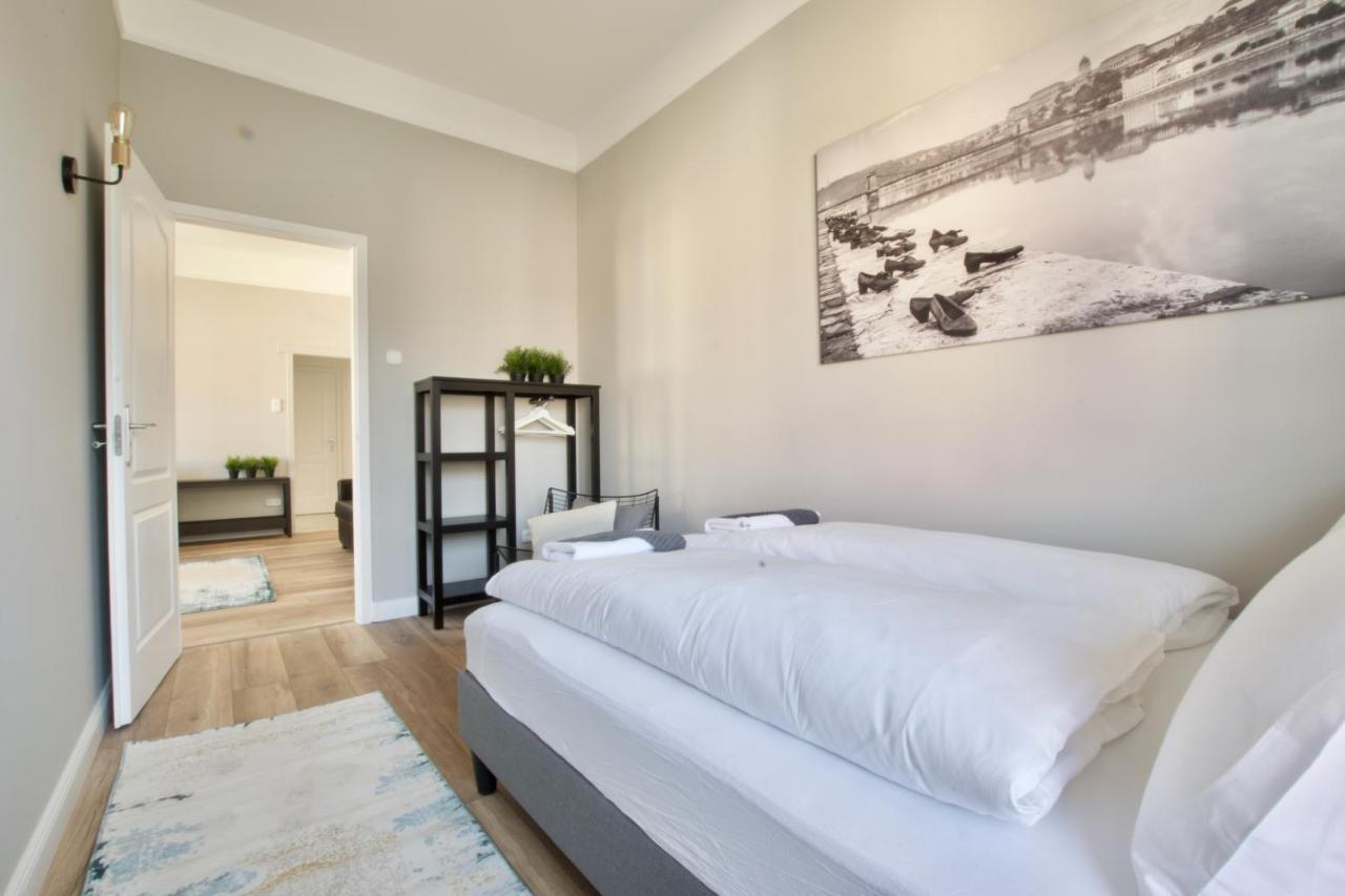 Standard Apartment By Hi5 - Tatra Street بودابست المظهر الخارجي الصورة